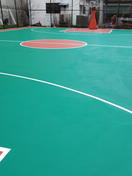 大厂 球场长期使用易出现地面开裂